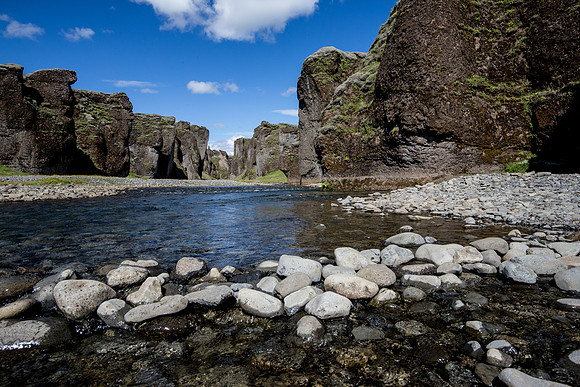 Fjaðrárgljúfur Canyon