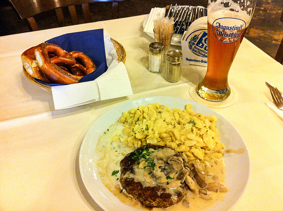 Augustiner-Bräu Lunch, Munich