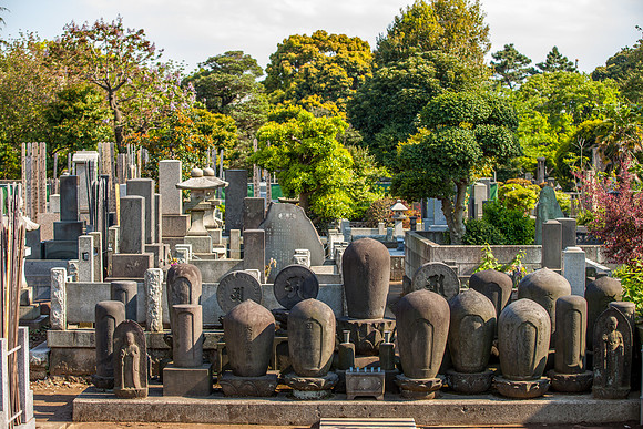 Yanaka Cemetery