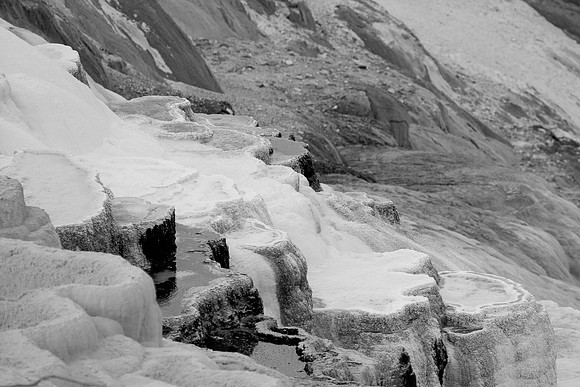 Mammoth Hot Springs Terraces