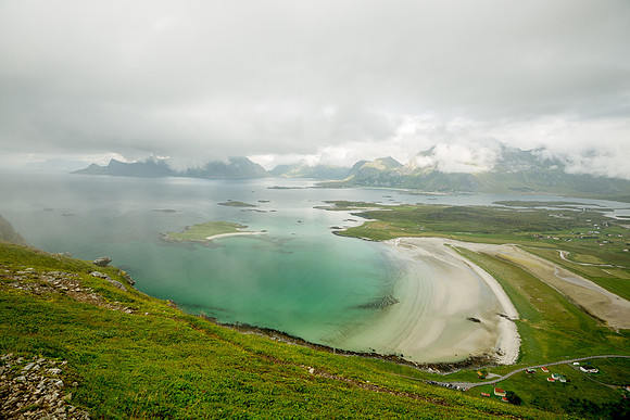 Yttersand Beach – Moskenesøy