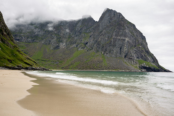 Kvalvika Beach – Moskenesøy