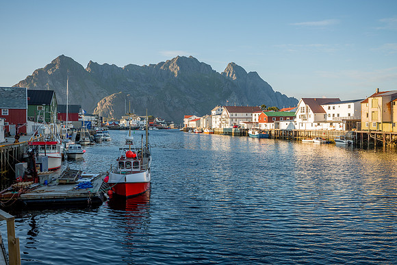 Henningsvær, Austvågøya