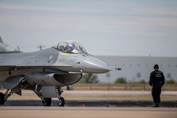 F-16