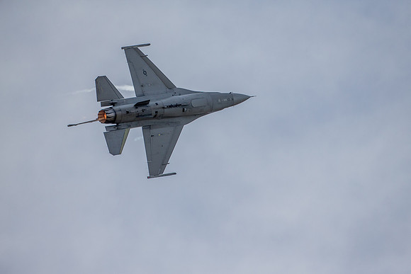 F-16