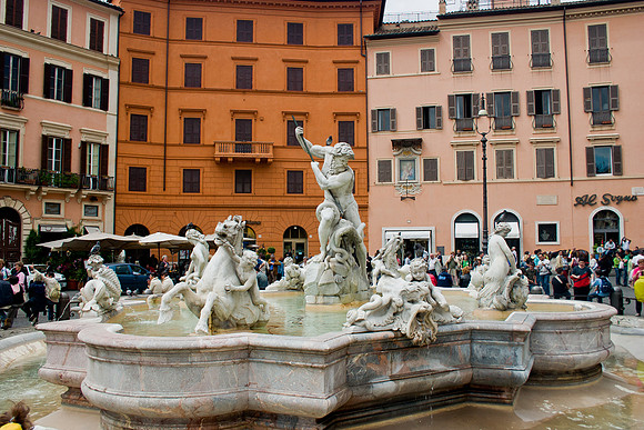 Fountain of Neptune, Piazza Navona