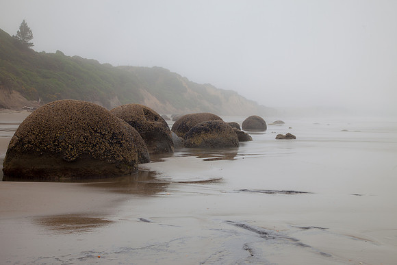 Moeraki Boulders