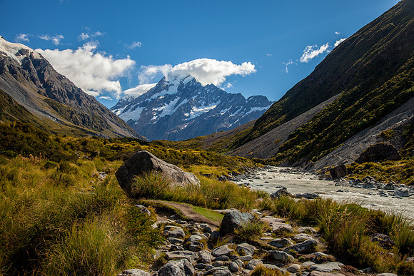Hooker Lake and Mount Cook